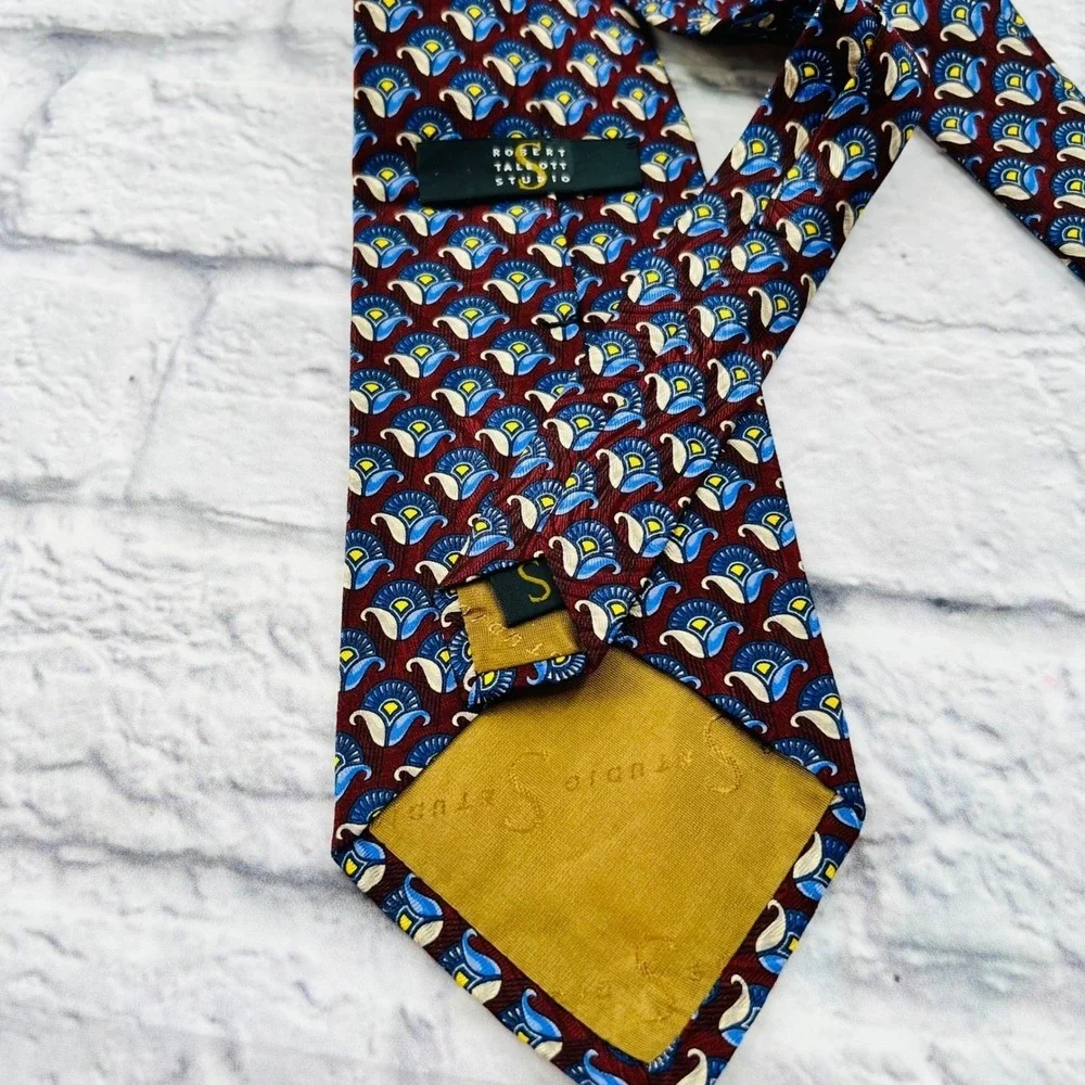 Robert Talbott Studio Burgundy Blue Paisley Silk Mens Necktie Preppy Career